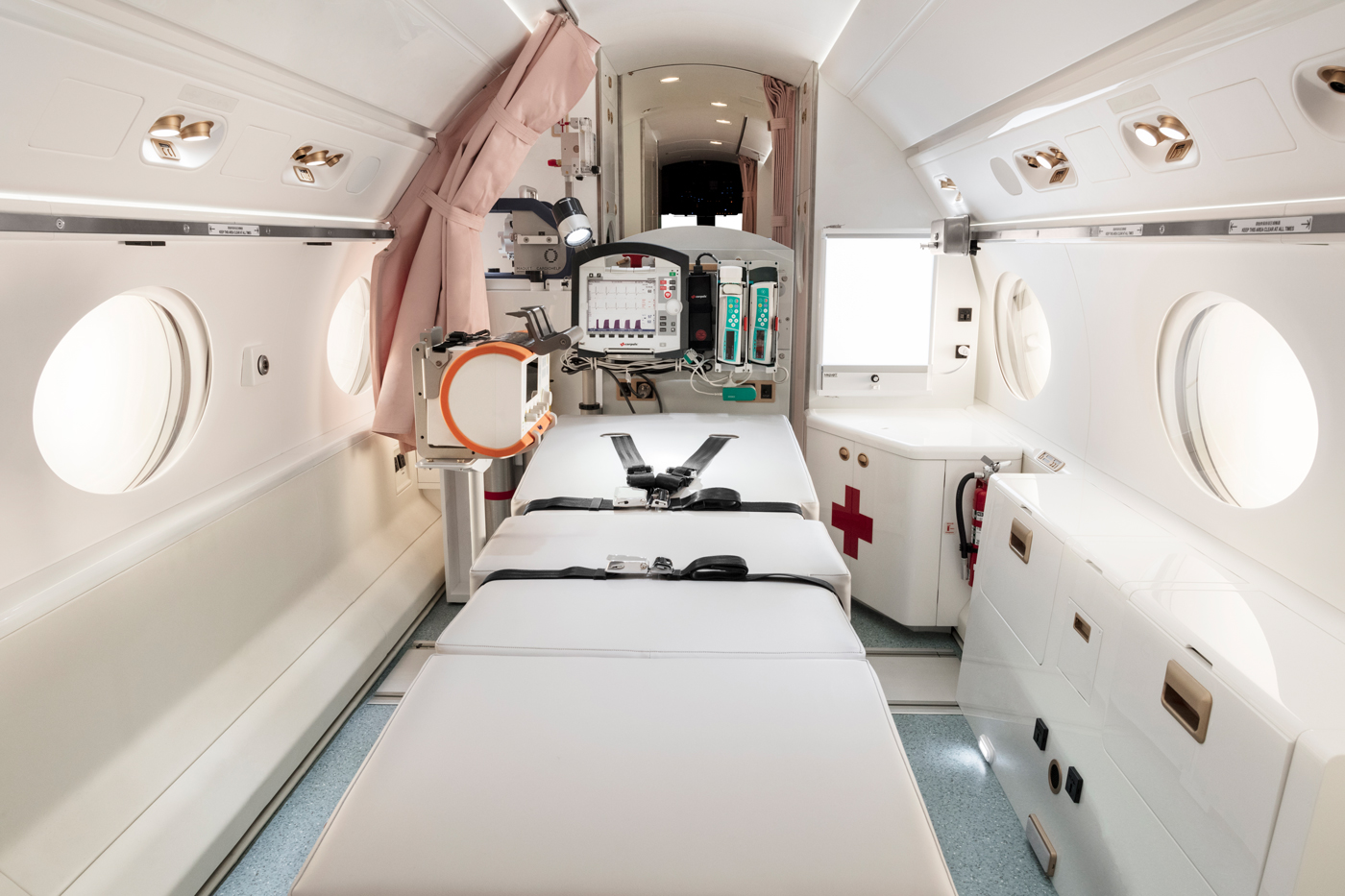 Gulfstream Delivers G550 Medevac To Beijing Medical Center